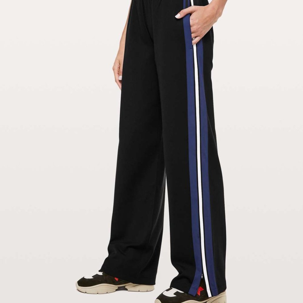 Lululemon Cover Your Tracks Pant NWT Never Worn